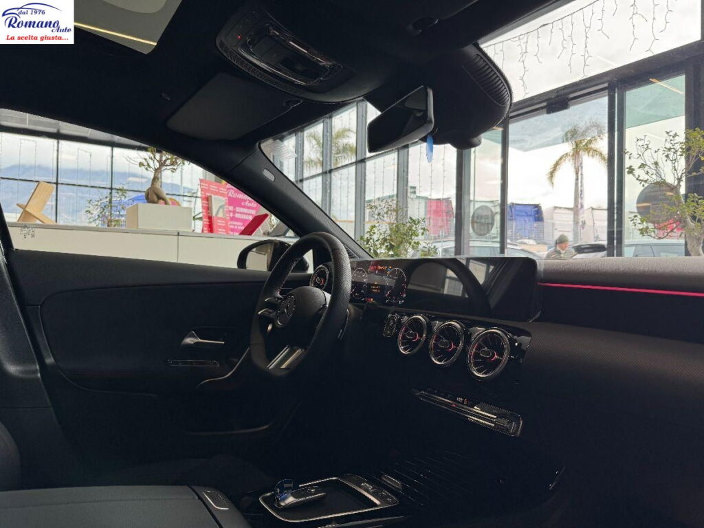 NEW MERCEDES - Classe A - A 200 d Automatic Premium#TETTO APRIBILE!