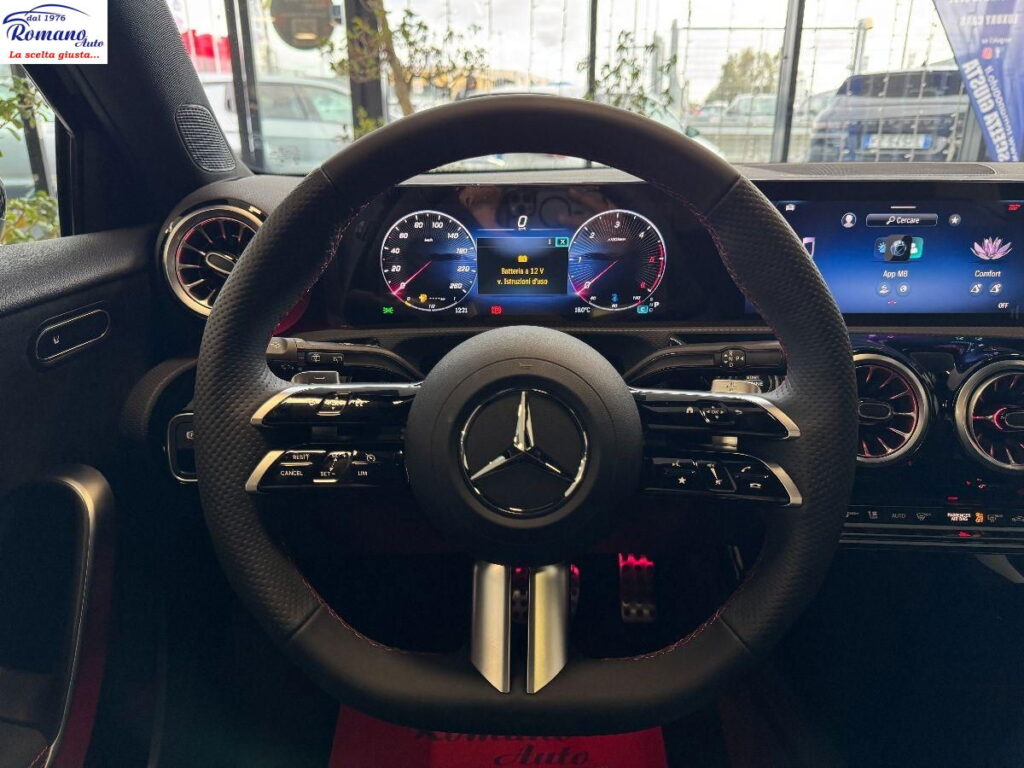 NEW MERCEDES - Classe A - A 200 d Automatic Premium#TETTO APRIBILE!