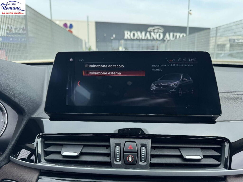 BMW - X1 -  xDrive18d xLine#FARI FULL LED!