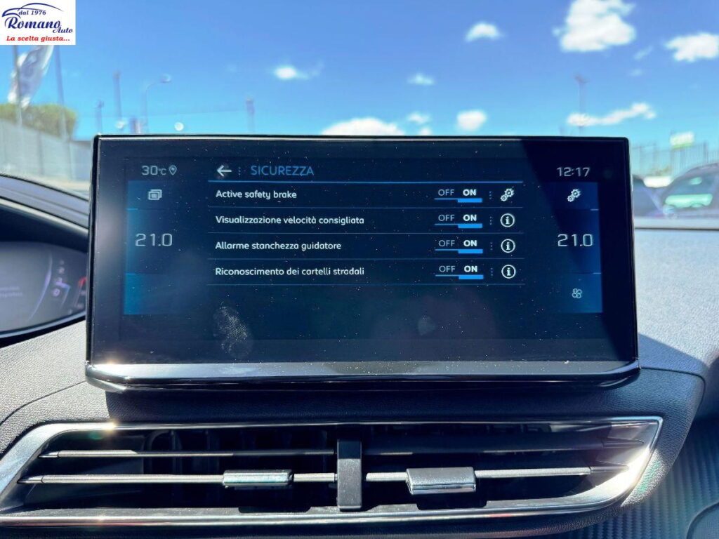 PEUGEOT - 5008 - BlueHDi 130 EAT8 Allure Pack#7 POSTI!SOLI 7700 KM!