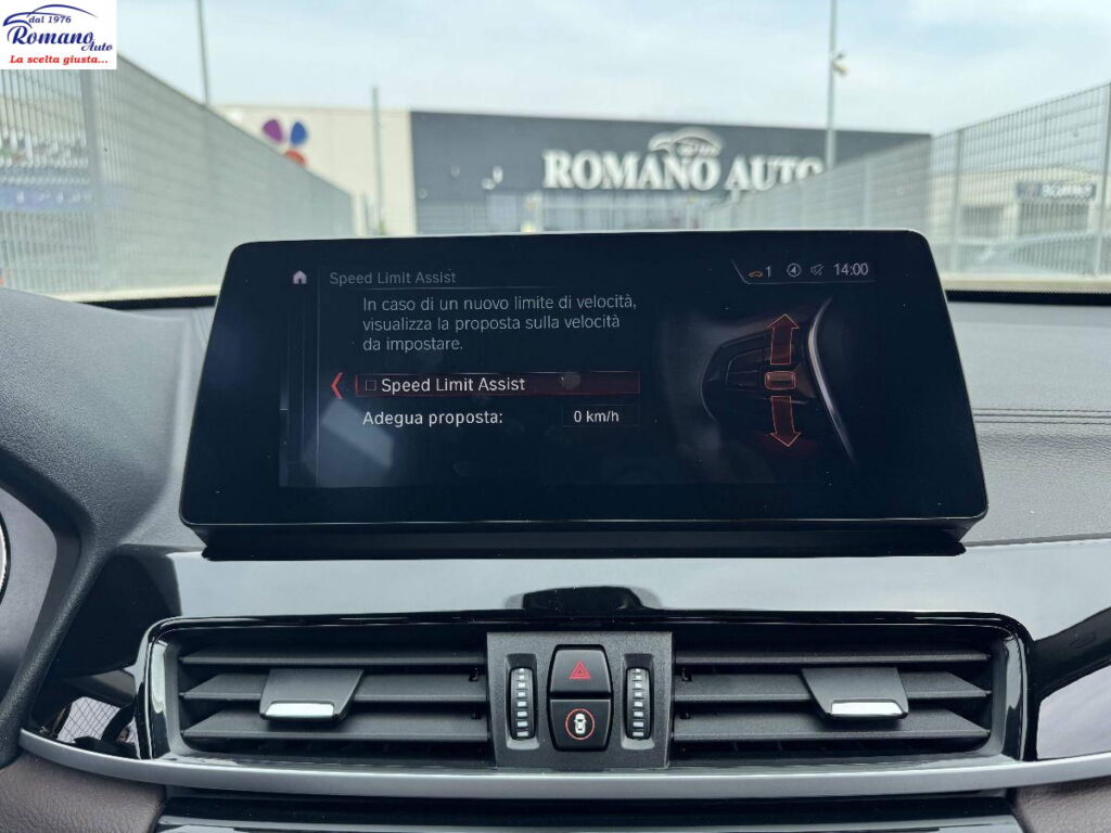 BMW - X1 -  xDrive18d xLine#FARI FULL LED!