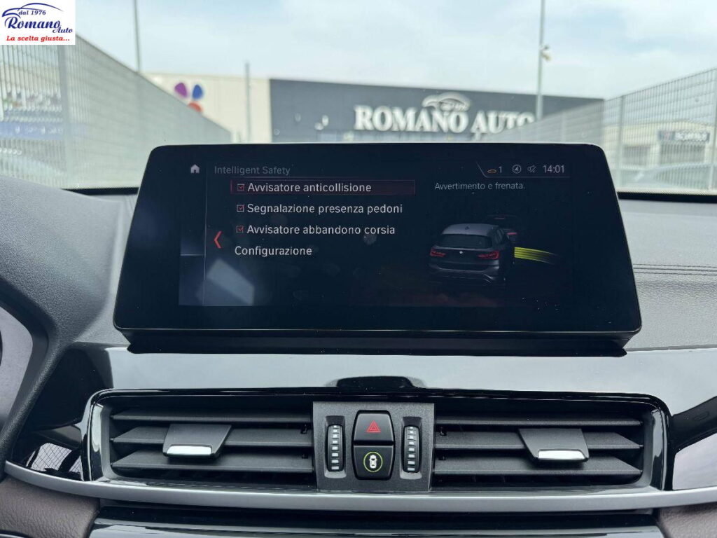 BMW - X1 -  xDrive18d xLine#FARI FULL LED!