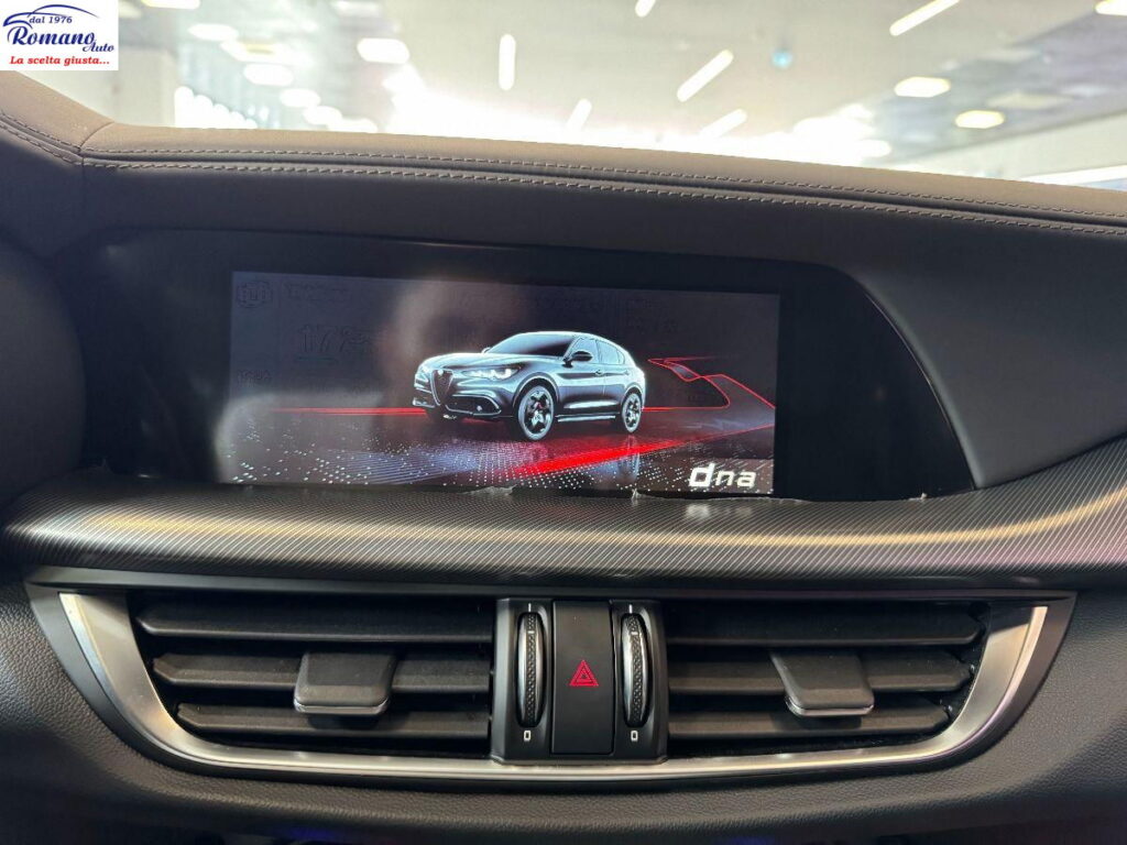 NEW ALFA ROMEO - Stelvio - 2.2 T.diesel 210CV AT8 Q4 Veloce#FARI LED MATRIX!