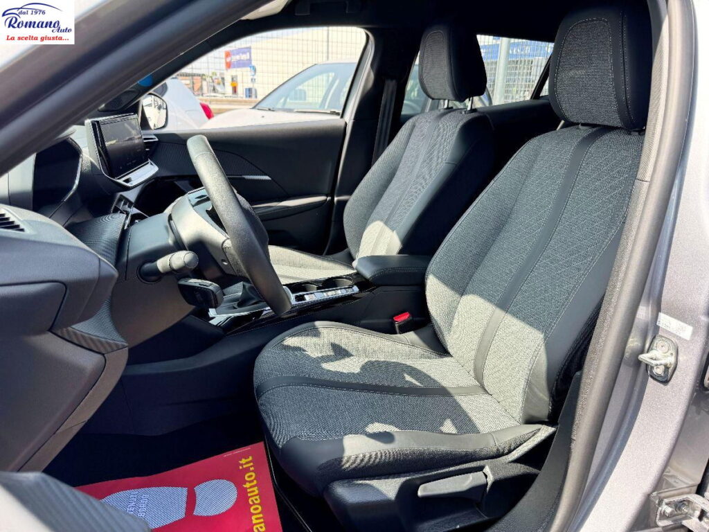 PEUGEOT - 2008 -  PureTech 100 Allure#VIRTUAL COCKPIT!RETROCAMERA 360Â°!