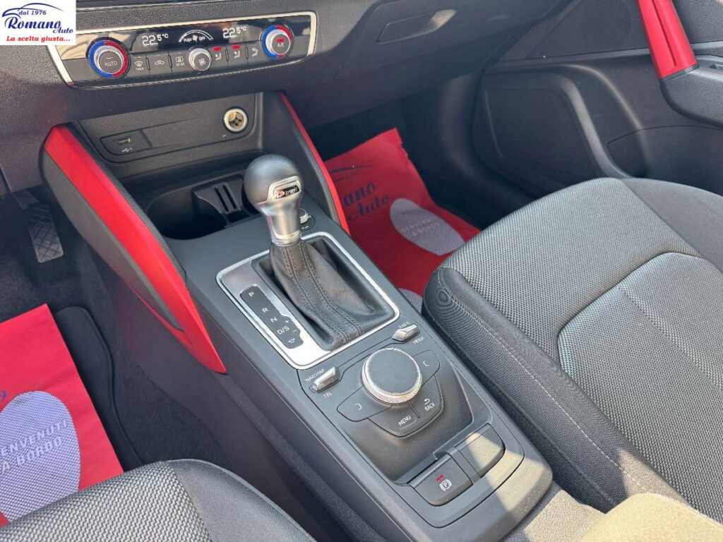 AUDI - Q2 - 30 TDI S tronic