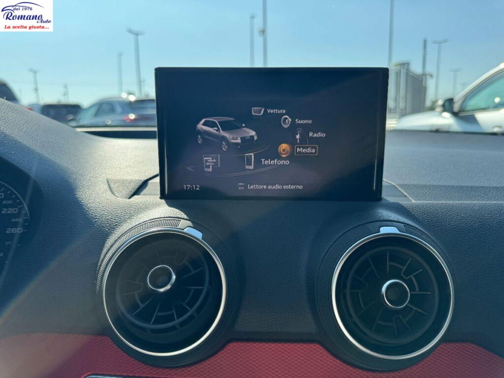 AUDI - Q2 - 30 TDI S tronic