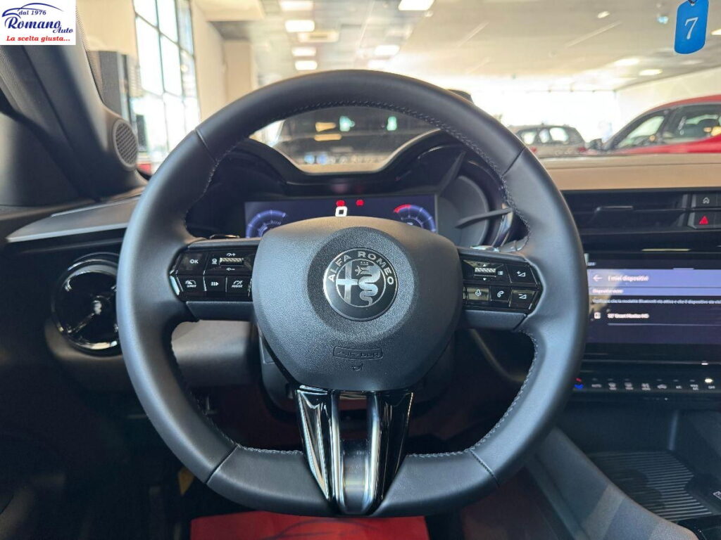 NEW ALFA ROMEO JUNIOR IBRIDA SPECIALE#TETTO APRIBILE!