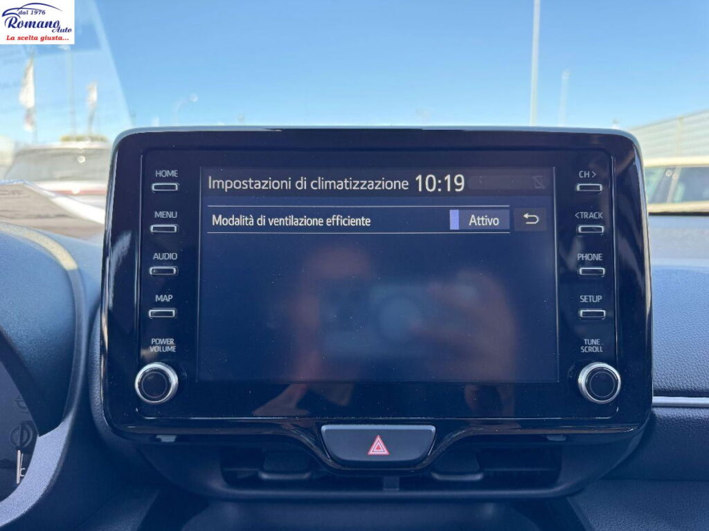 TOYOTA - Yaris Cross  1.5h Business fwd 92cv e-cvt#GARANZIA 3 ANNI TOYOTA!