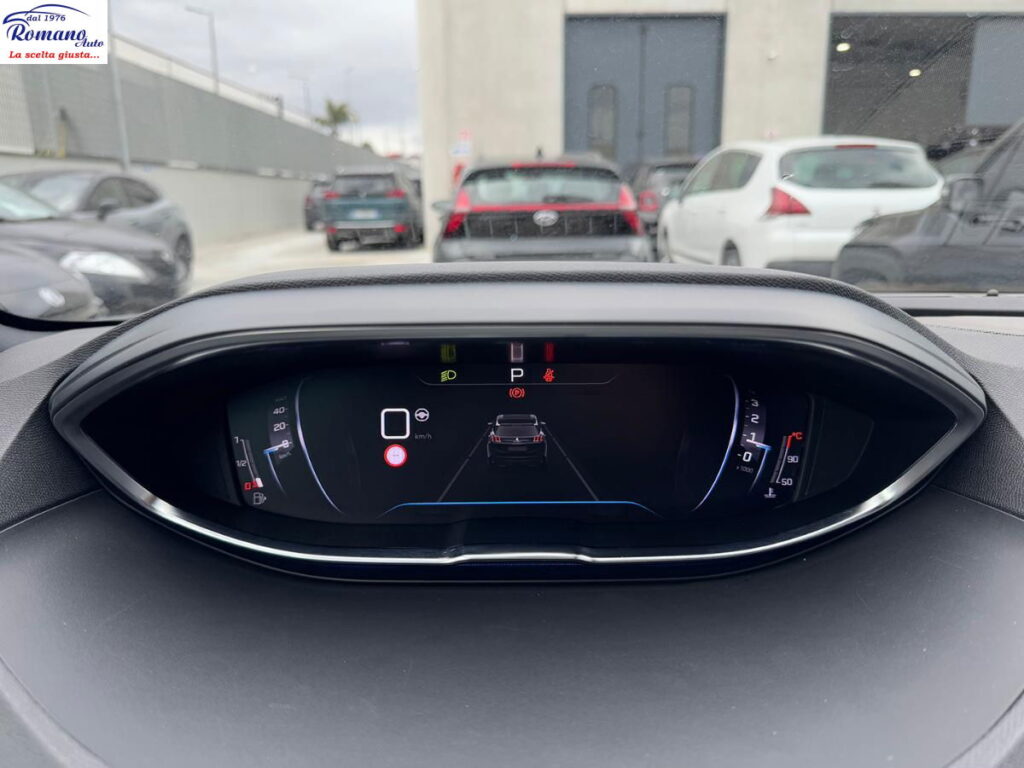 PEUGEOT - 3008  1.5 bluehdi GT Pack 130cv eat8#TETTO APRIBILE!