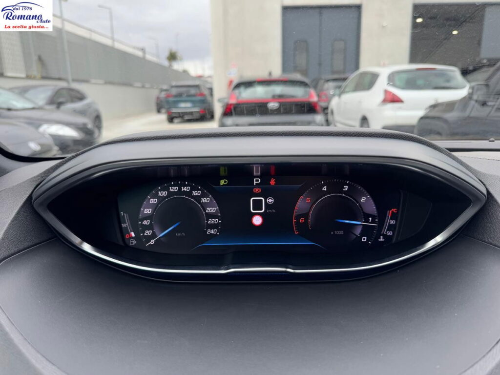 PEUGEOT - 3008  1.5 bluehdi GT Pack 130cv eat8#TETTO APRIBILE!