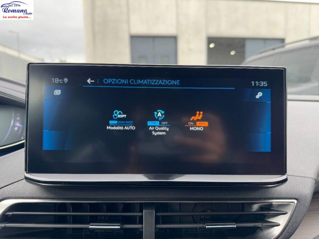 PEUGEOT - 3008  1.5 bluehdi GT Pack 130cv eat8#TETTO APRIBILE!