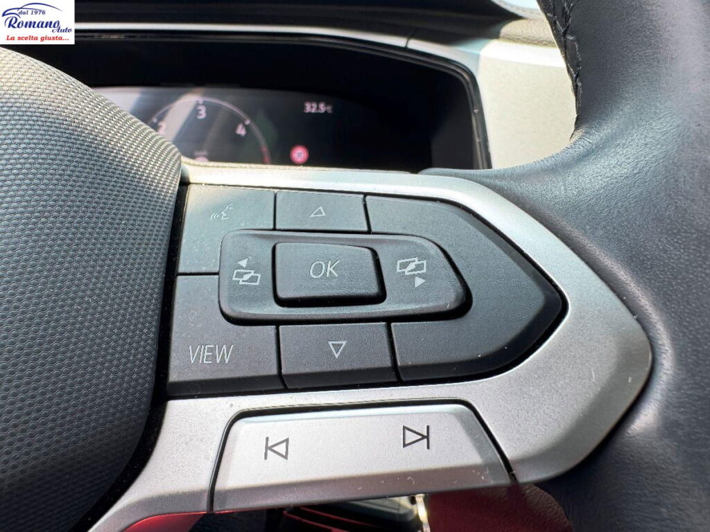 VOLKSWAGEN - T-Roc  2.0 tdi Life 115cv#VIRTUAL COCKPIT!