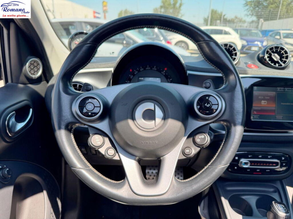 SMART - Forfour - BRABUS 0.9 Turbo twinamic Xclus.#IMP.JBL!RETROCAMERA!