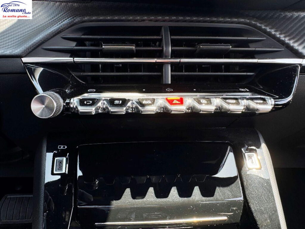 PEUGEOT - 2008  1.2 puretech Allure Pack 130cv eat8#RETROCAMERA 360Â°!