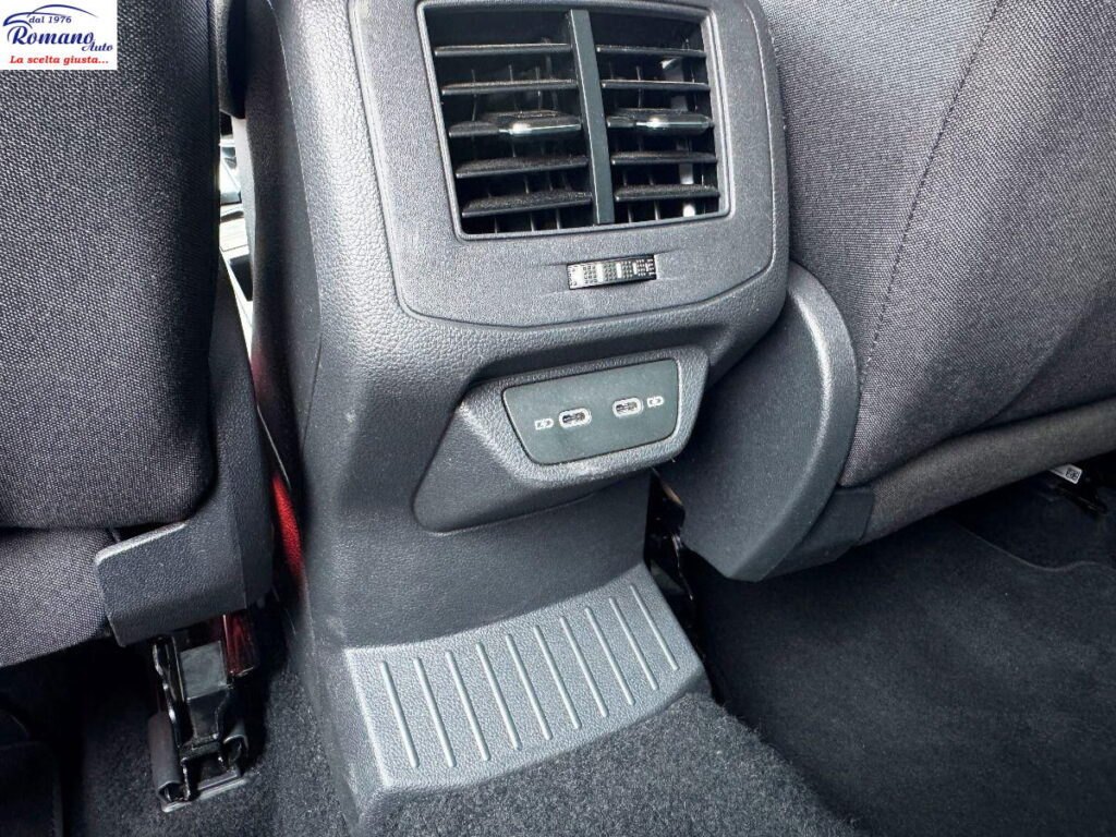 VOLKSWAGEN - T-Roc  2.0 tdi Life 115cv#VIRTUAL COCKPIT!