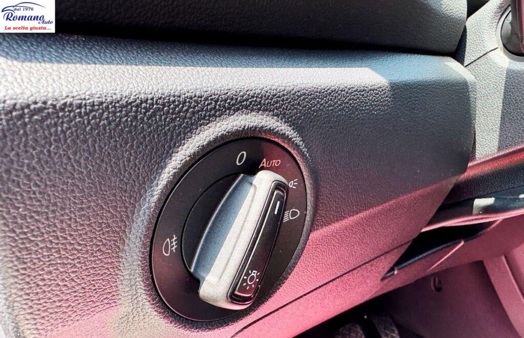 VOLKSWAGEN - T-Roc  2.0 tdi Life 115cv#VIRTUAL COCKPIT!