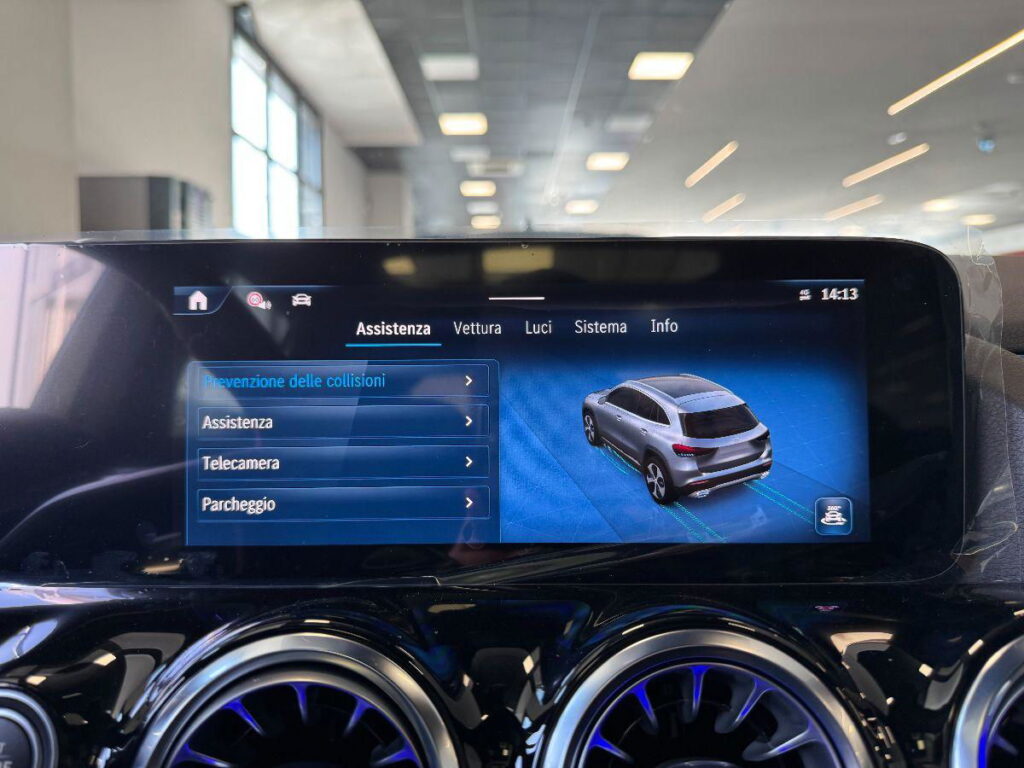 NEW MERCEDES - Classe GLA - 200 d Automatic Premium#TETTO APRIBILE!