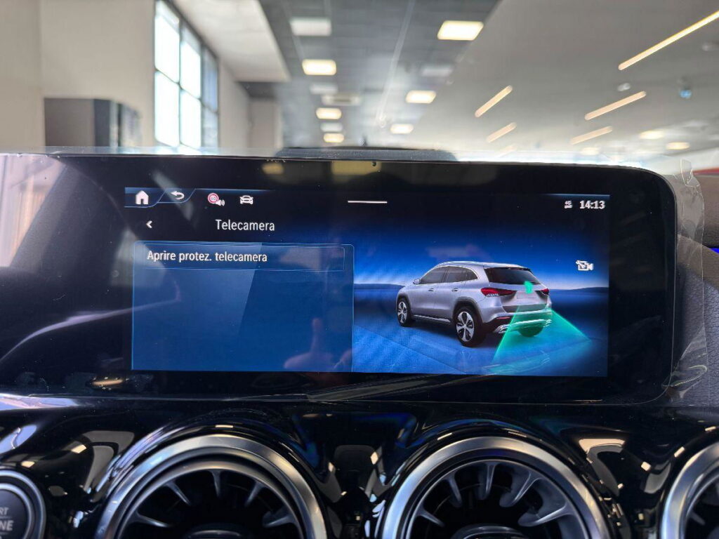NEW MERCEDES - Classe GLA - 200 d Automatic Premium#TETTO APRIBILE!