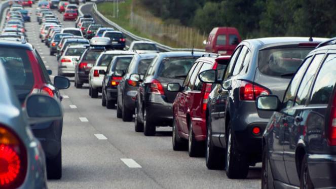 Previsioni traffico weekend 9-10 agosto strade e autostrade: quando partire e i bollini