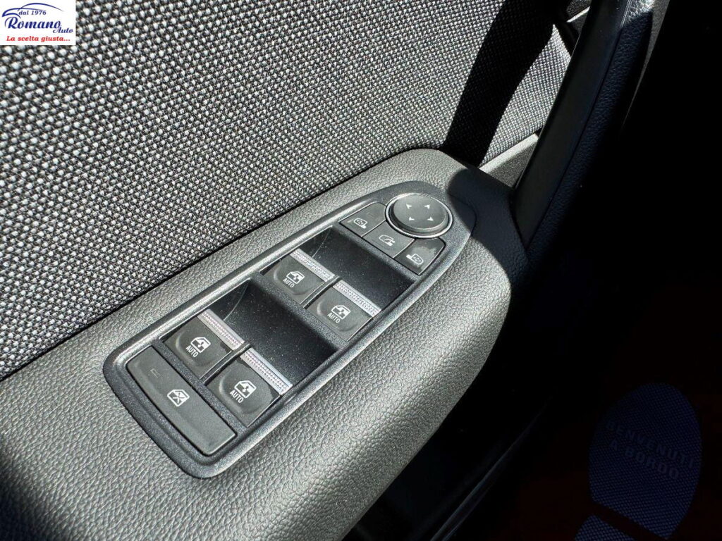 NEW RENAULT - Captur - TCe 100 CV GPL Techno#NEW MODEL!