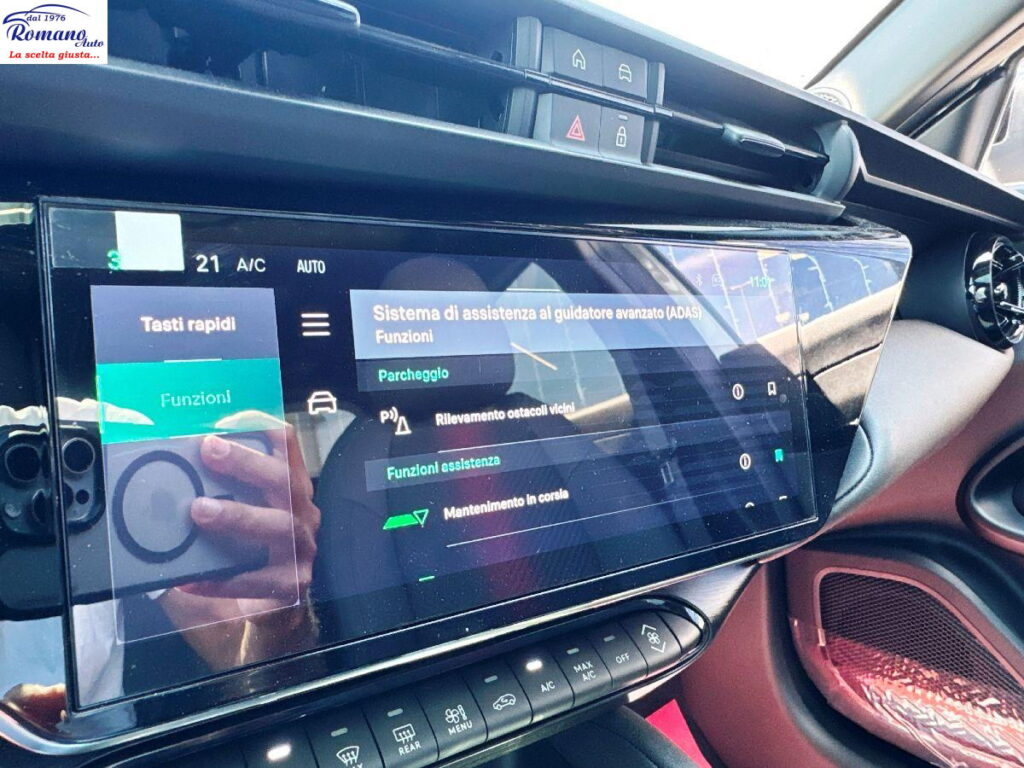 NEW ALFA ROMEO JUNIOR IBRIDA SPECIALE#TETTO APRIBILE!