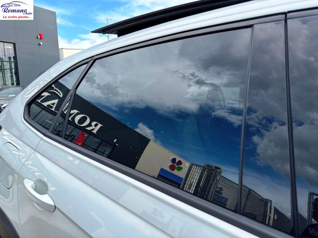 VOLKSWAGEN - Taigo  1.0 tsi R-Line 110cv dsg#TETTO APRIBILE!