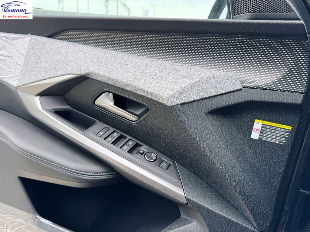NEW PEUGEOT - 3008  1.2 hybrid GT 136cv e-dcs6#PRONTA CONSEGNA!
