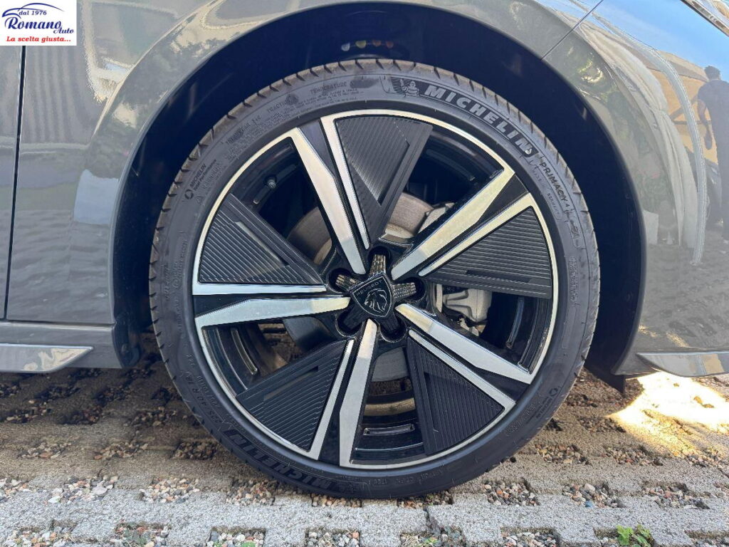 NEW Peugeot 308 3Âª serie BlueHDi 130 EAT8 GT#PACK VISION!