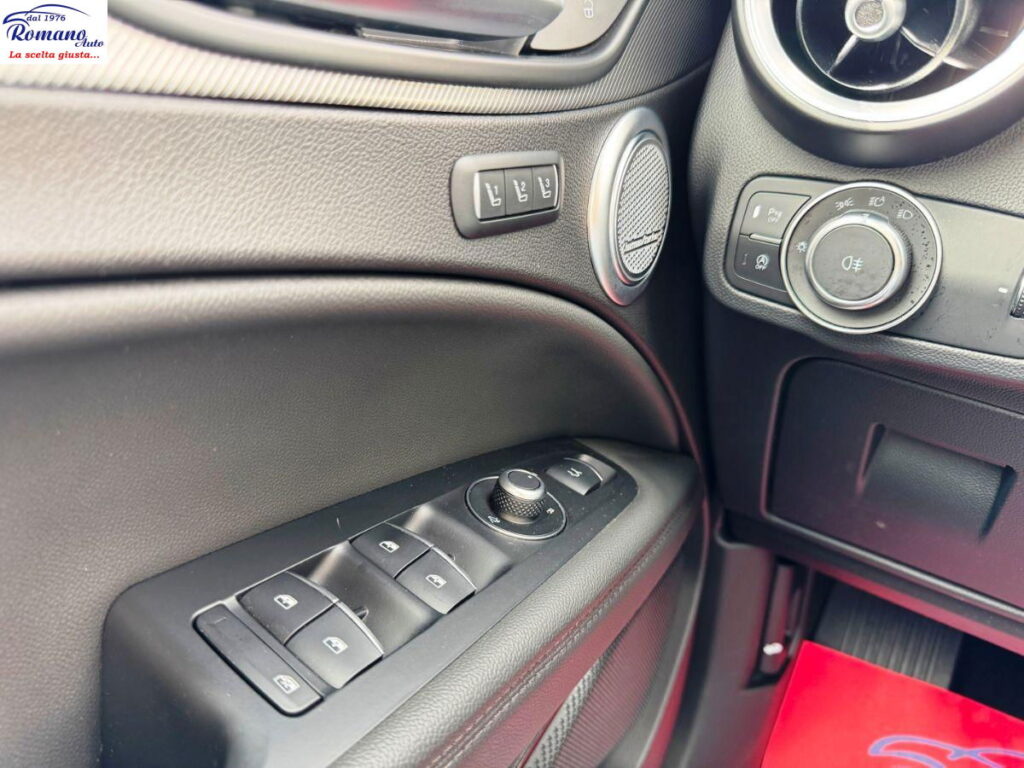 NEW ALFA ROMEO - Stelvio - 2.2 T.diesel 210CV AT8 Q4 Veloce#FARI LED MATRIX!