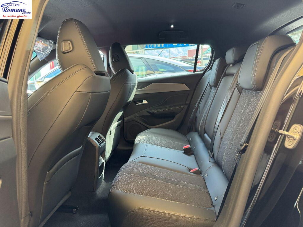 NEW Peugeot 308 3Âª serie BlueHDi 130 EAT8 GT#PACK VISION!