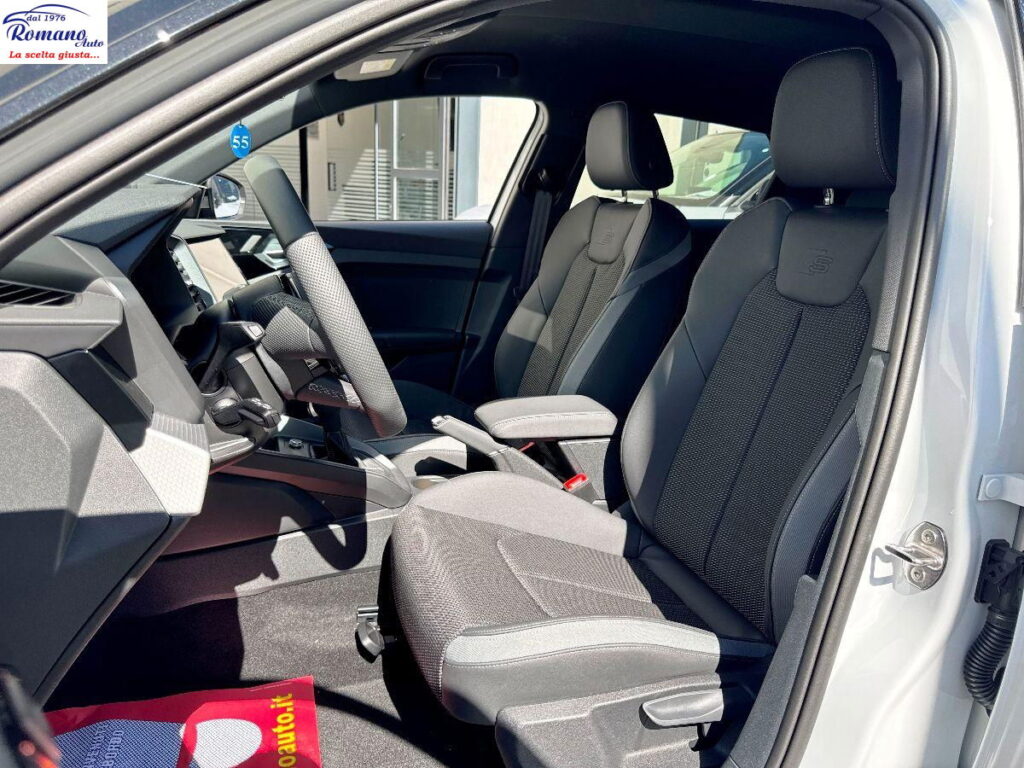 AUDI - A1 Sportback 30 TFSI S tronic Identity Black#S-LINE INTERNO!