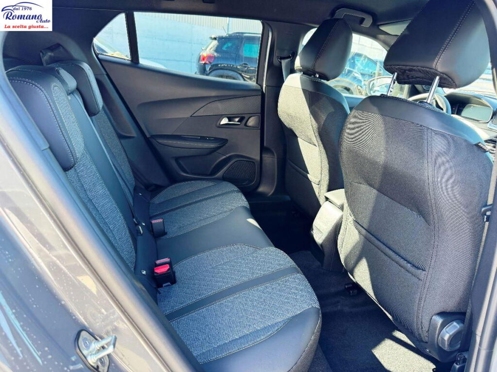 NEW PEUGEOT - 2008 -  PureTech 100 Allure#RETROCAMERA!