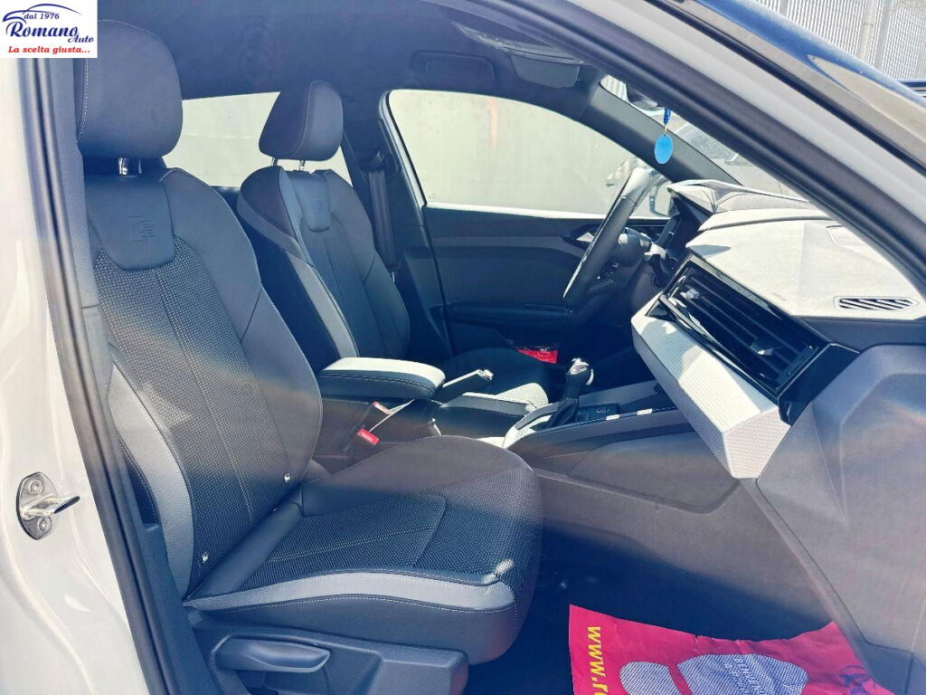 AUDI - A1 Sportback 30 TFSI S tronic Identity Black#S-LINE INTERNO!