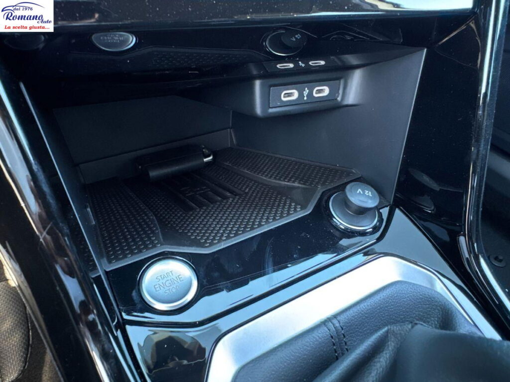 NEW VOLKSWAGEN - T-Roc  1.0 tsi R-Line 115cv#RETROCAMERA!