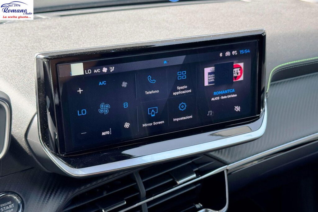 NEW Peugeot 2008 2Âª serie Hybrid 145 e-DCS6 GT#VIRTUAL COCKPIT!