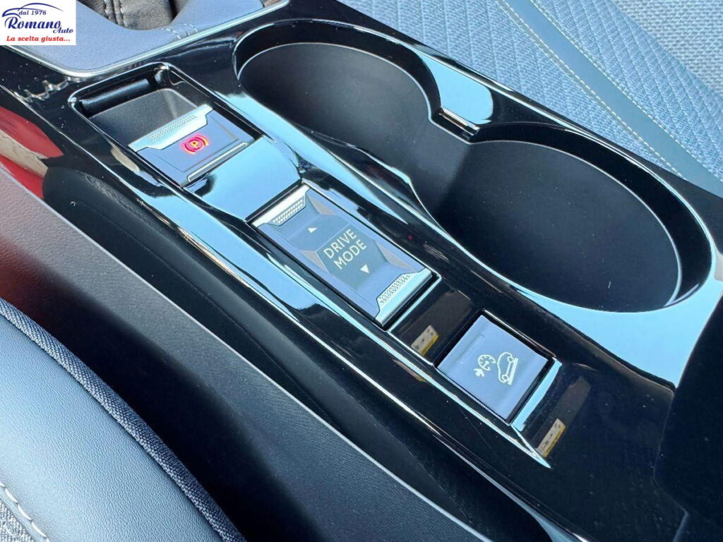 NEW PEUGEOT - 2008 -  PureTech 100 Allure#RETROCAMERA!