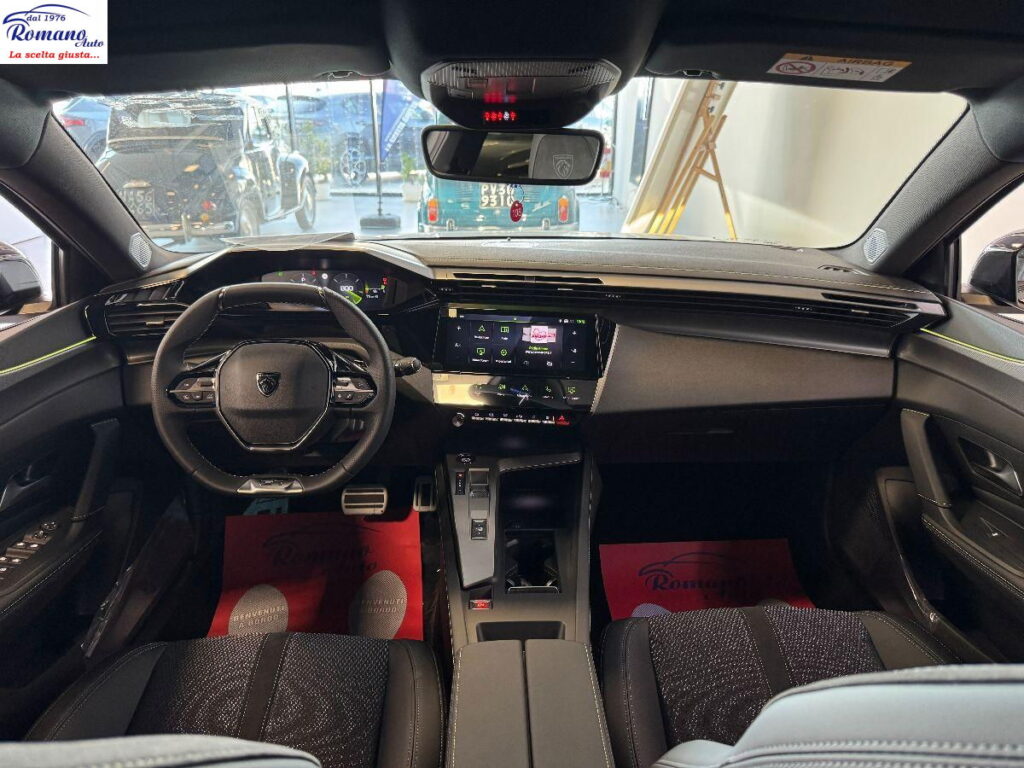 NEW Peugeot 308 3Âª serie BlueHDi 130 EAT8 GT#PACK VISION!