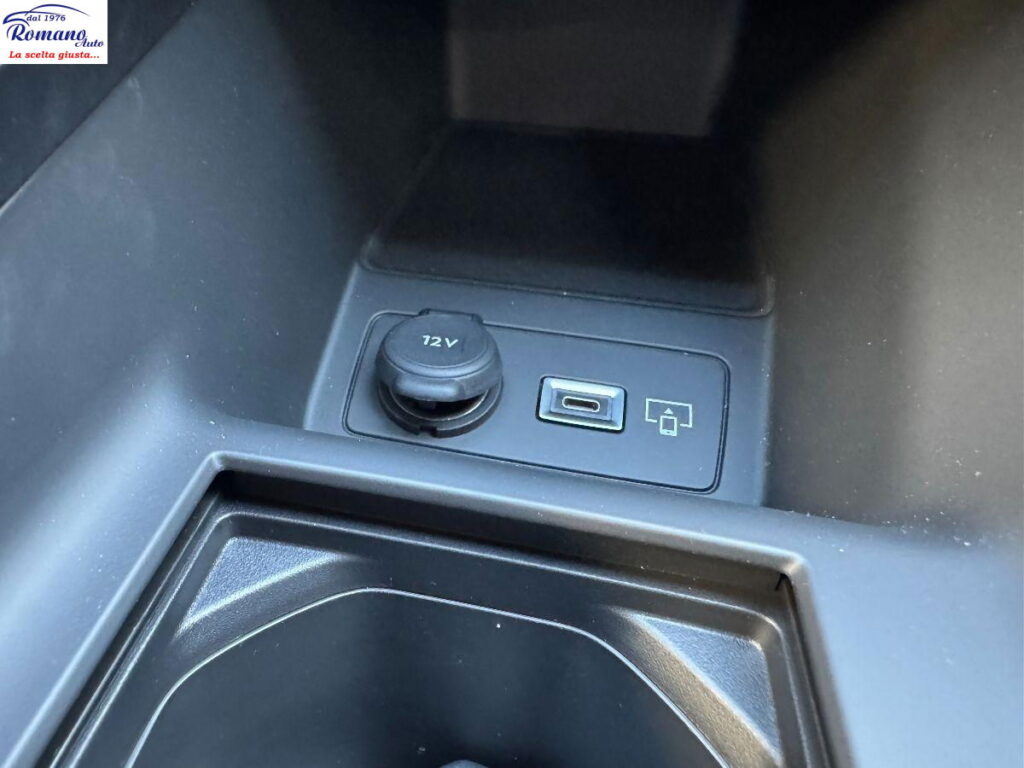 NEW Peugeot 308 3Âª serie BlueHDi 130 EAT8 GT#PACK VISION!