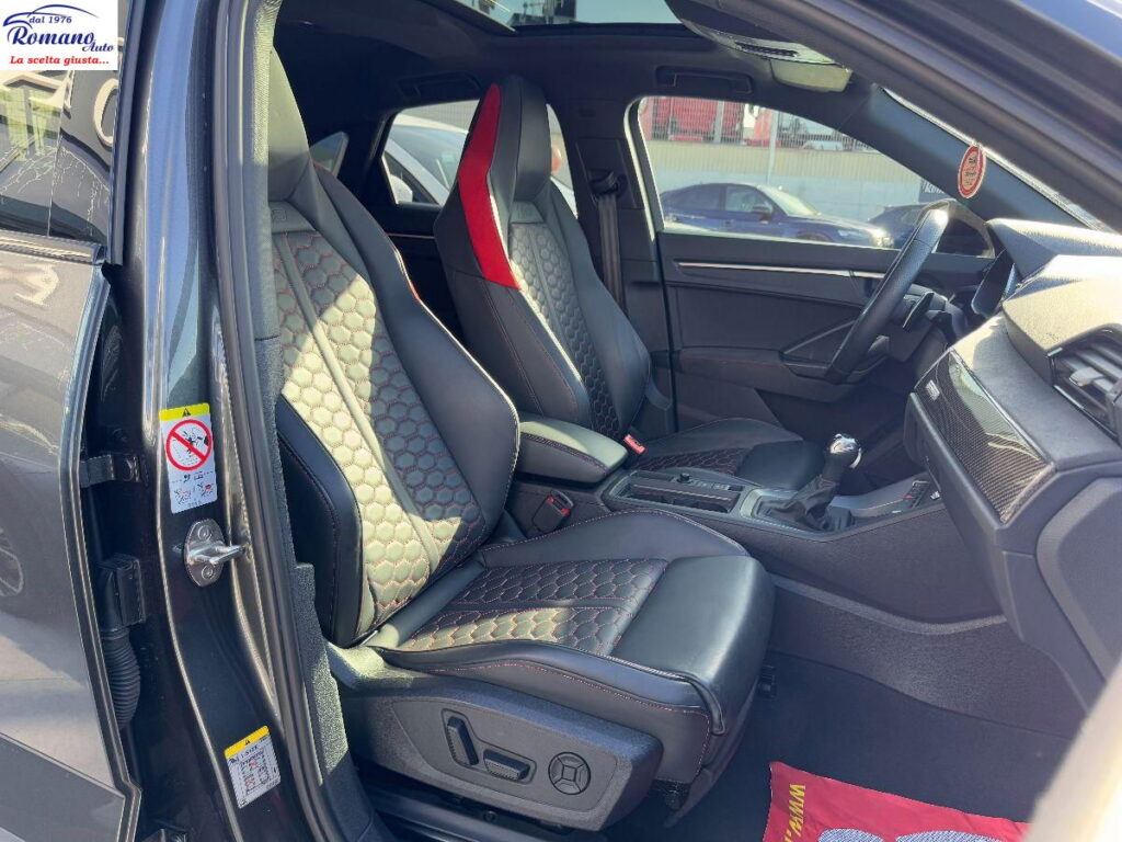 AUDI - RS Q3 RS Q3 2.5 quattro s-tronic#TETTO APRIBILE!