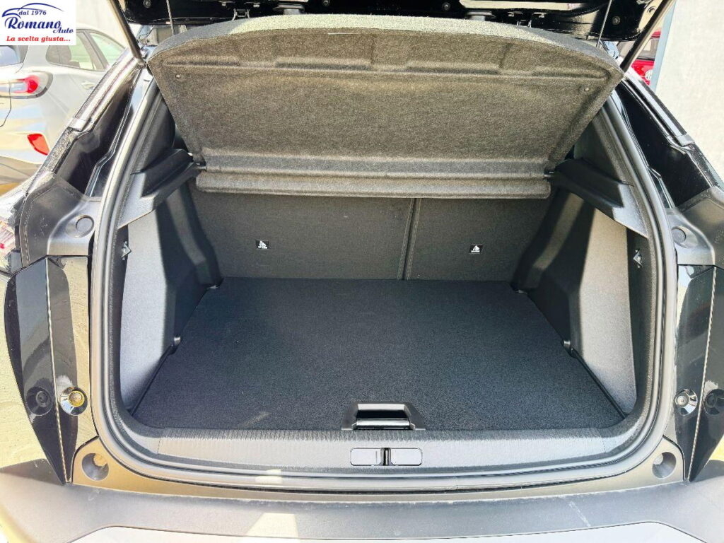 NEW Peugeot 2008 2Âª serie Hybrid 145 e-DCS6 GT#VIRTUAL COCKPIT!