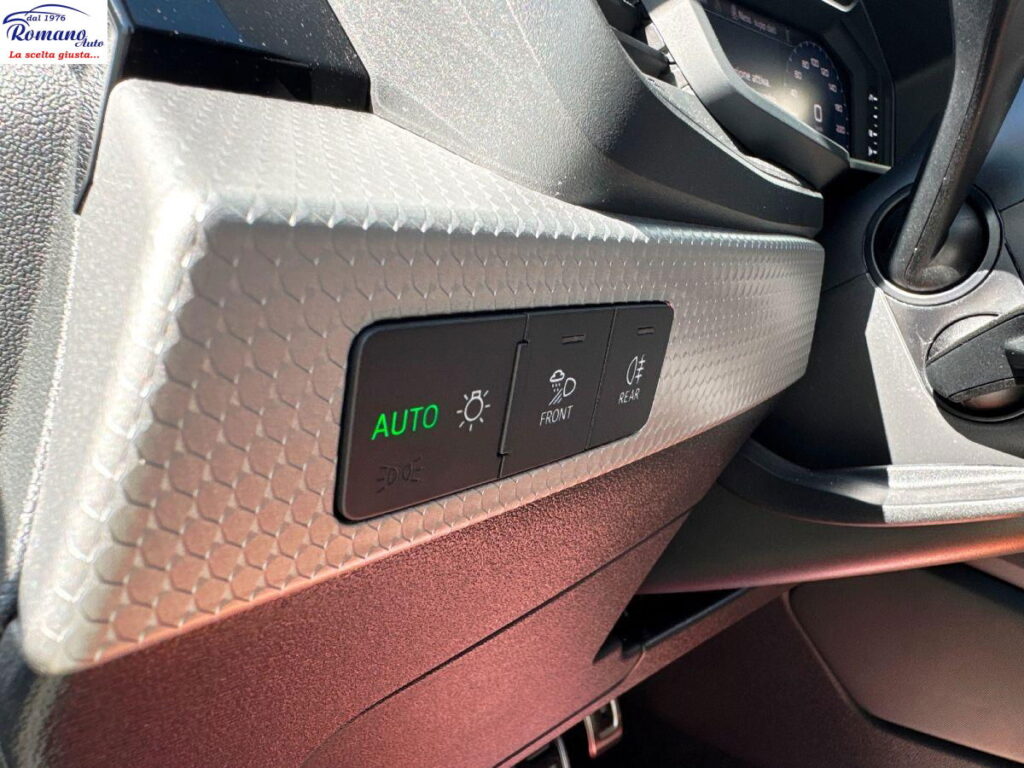 AUDI - A1 Sportback 30 TFSI S tronic Identity Black#S-LINE INTERNO!