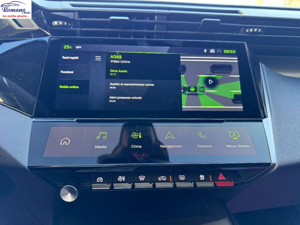 NEW Peugeot 308 3Âª serie BlueHDi 130 EAT8 GT#PACK VISION!