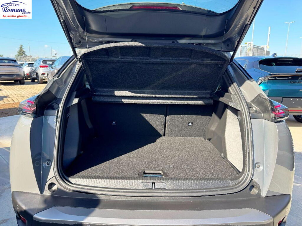 NEW PEUGEOT - 2008 -  PureTech 100 Allure#RETROCAMERA!