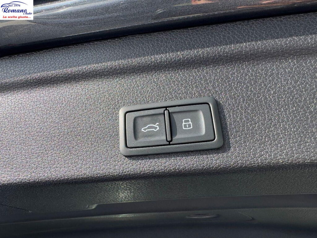 AUDI - RS Q3 RS Q3 2.5 quattro s-tronic#TETTO APRIBILE!