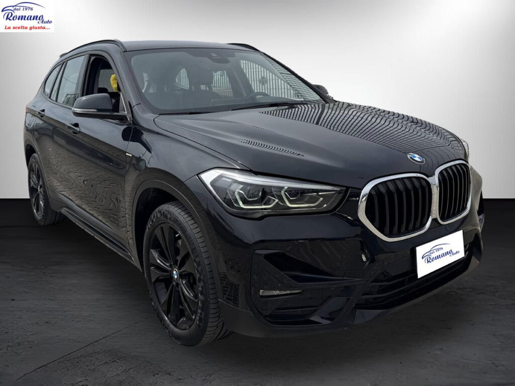 BMW - X1 -  xDrive18d xLine#FARI FULL LED!