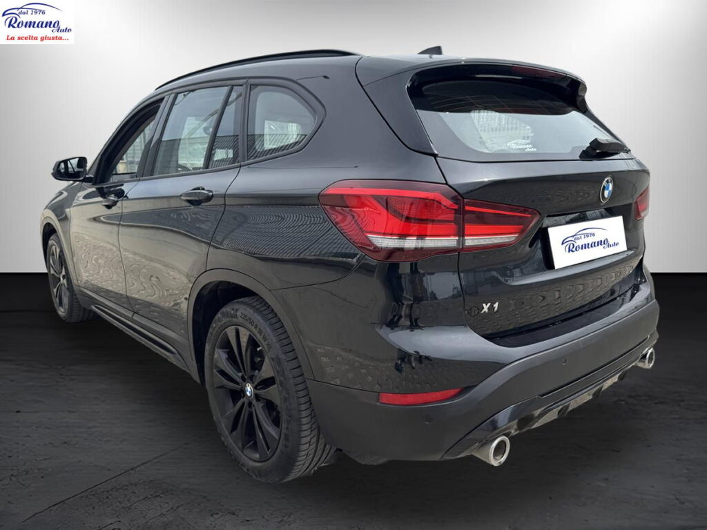 BMW - X1 -  xDrive18d xLine#FARI FULL LED!