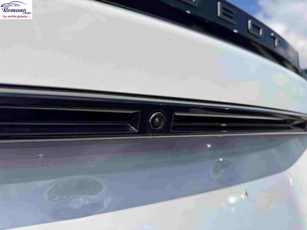 PEUGEOT - 2008 - PureTech 130 EAT8 Allure#SOLO 8.800KM!