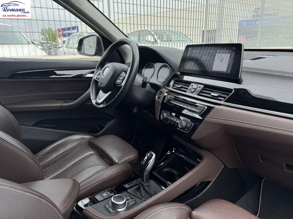 BMW - X1 -  xDrive18d xLine#FARI FULL LED!