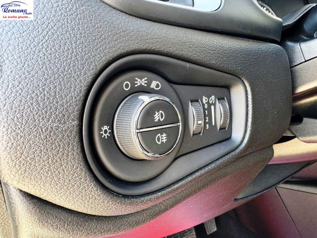 JEEP - Renegade  1.6 mjt Longitude 2wd 120cv ddct#SOLO 17.500!