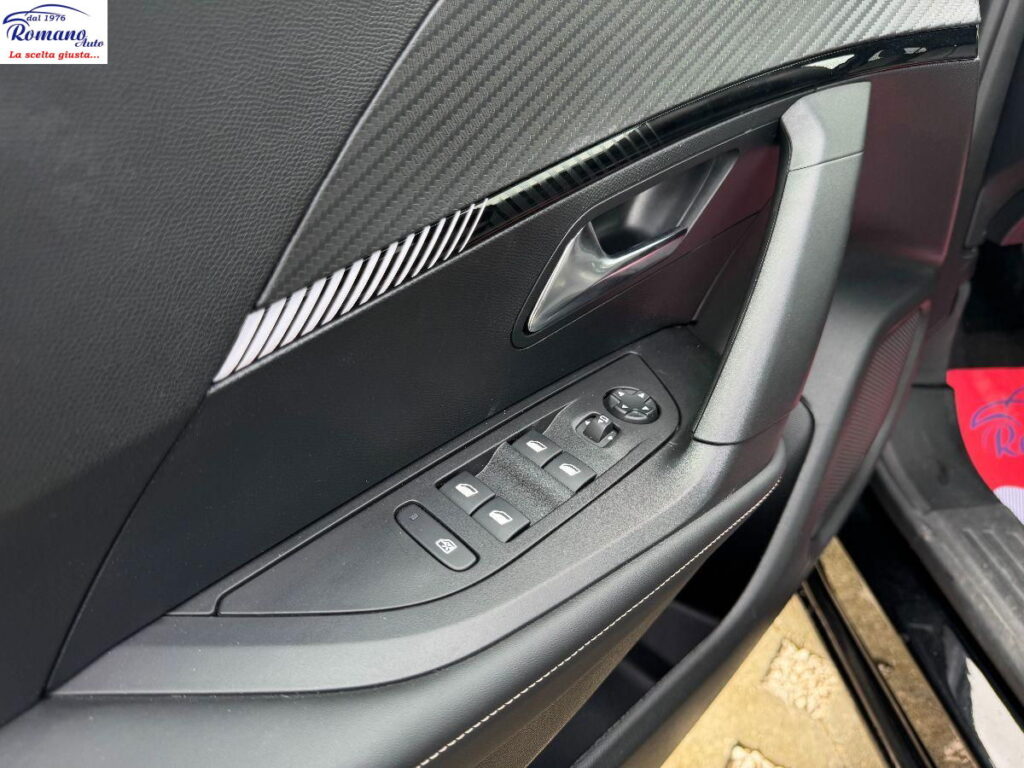 NEW PEUGEOT - 2008 - PureTech 100 Allure#PACK VISION!